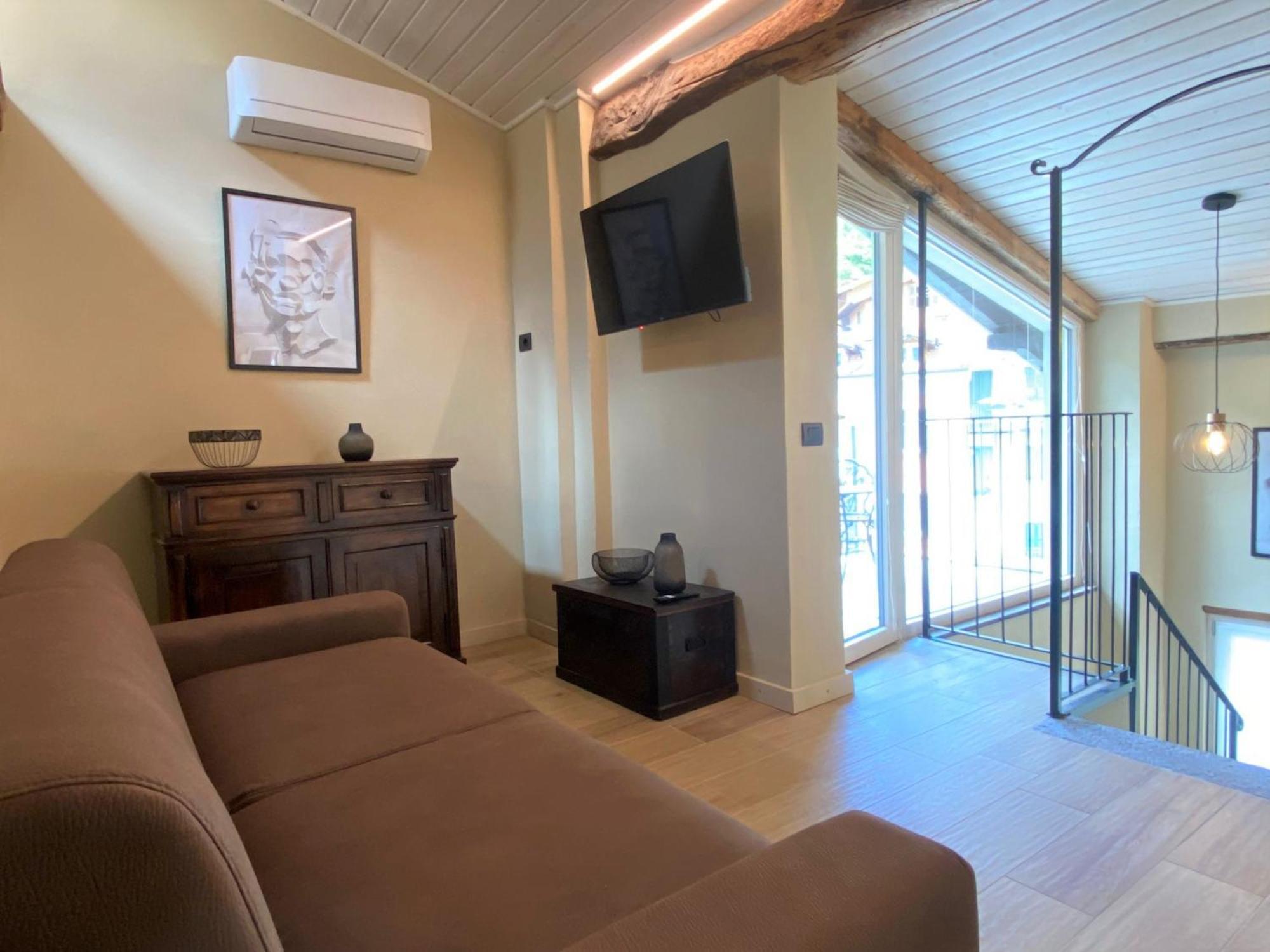 Argegno'S River - Central Apartment Lake View Chambre photo