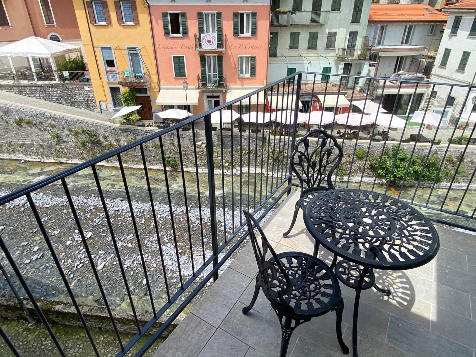 Argegno'S River - Central Apartment Lake View Chambre photo